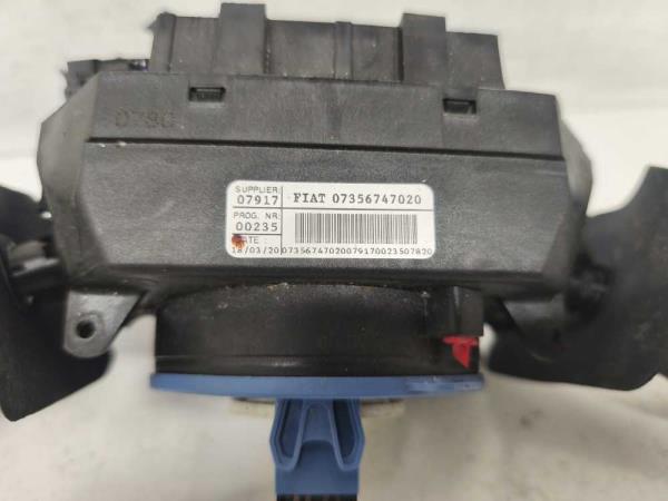 COMMODO VOLANT FIAT - Vue 4